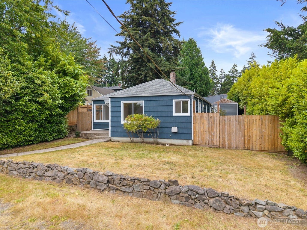 Photo of 1510 N Tyler Street, Tacoma, WA 98406 (MLS # 2548143)