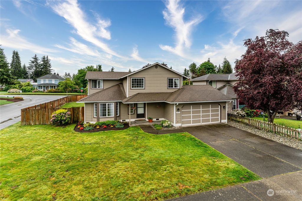 Photo of 5212 108th Place NE, Marysville, WA 98271 (MLS # 2243055)