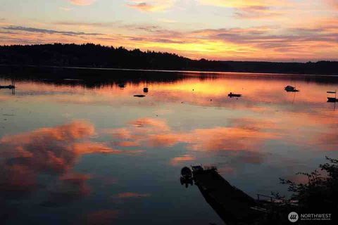 733 Fox Drive Fox Island WA 98333