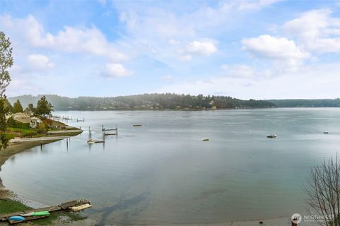 Photo of 733 Fox Drive, Fox Island, WA 98333 (MLS # 2401504)