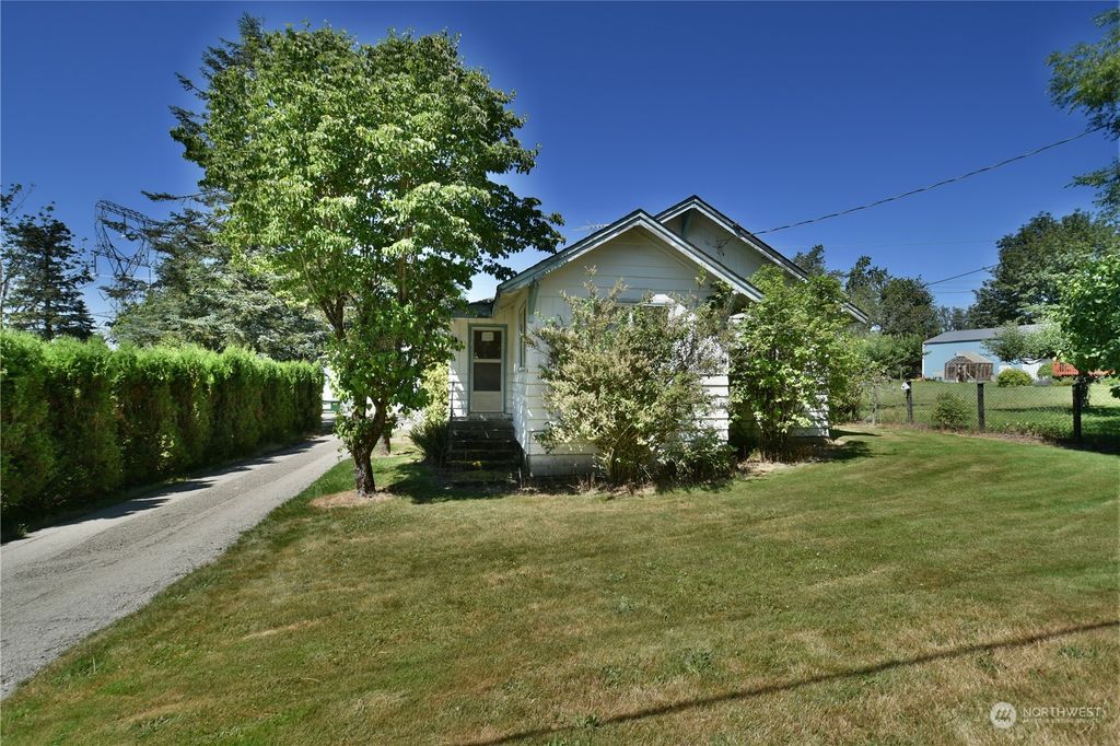 Photo of 34610 SE 268th Place, Ravensdale, WA 98051 (MLS # 2267140)