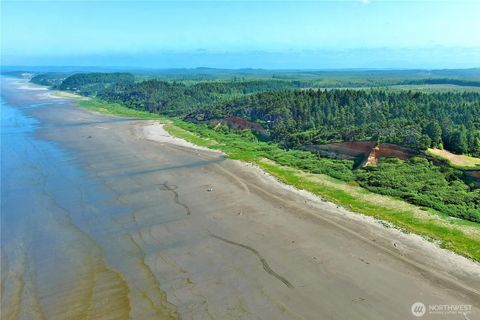 5 SR 109 Pacific Beach WA 98571