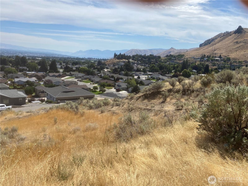 1936 Dorner Place