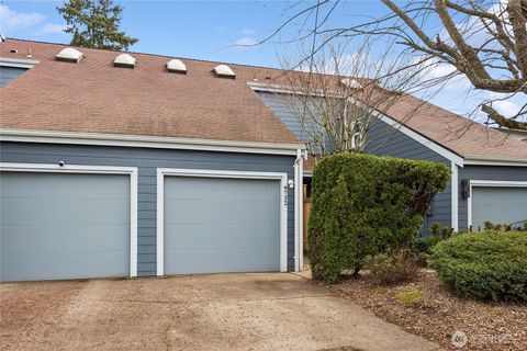 Photo of 9732 Ashworth Avenue N, Seattle, WA 98103 (MLS # 2501148)