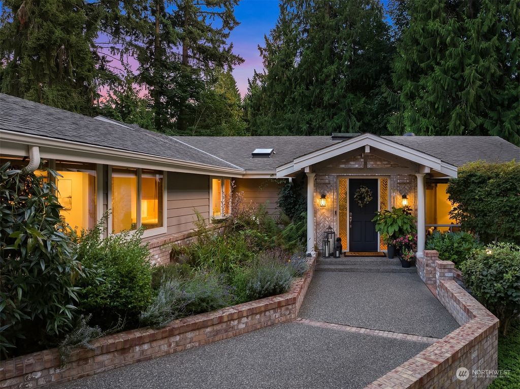 Photo of 16607 NE 143rd Street, Woodinville, WA 98072 (MLS # 2191600)