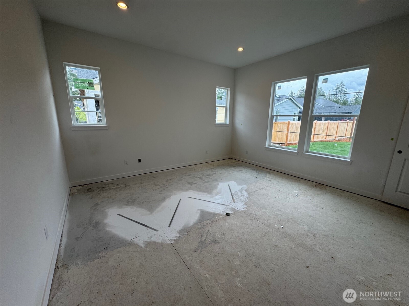 33184 Spruce Avenue SE
