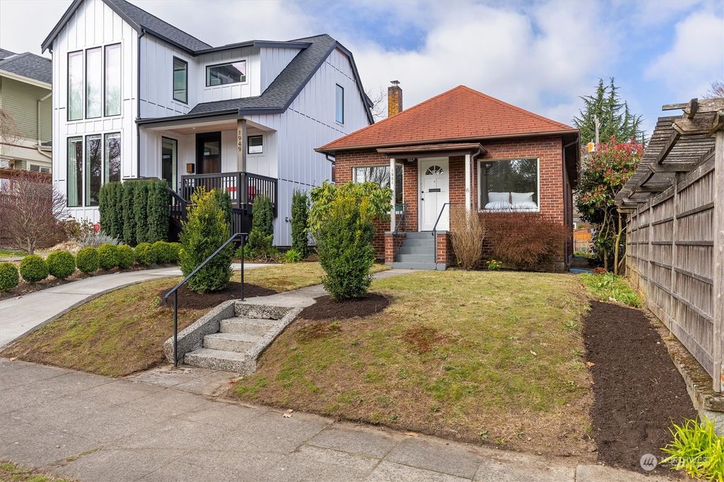 Photo of 1951 5th Avenue W, Seattle, WA 98119 (MLS # 2050822)