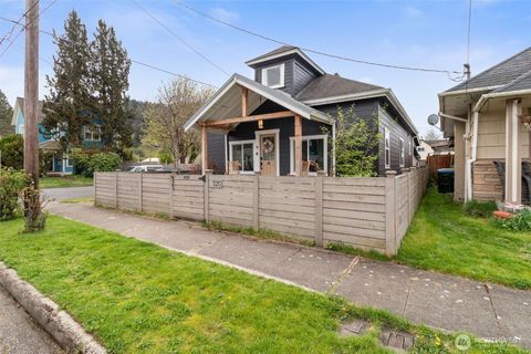 Photo of 320 E Main Street, Centralia, WA 98531 (MLS # 2511238)