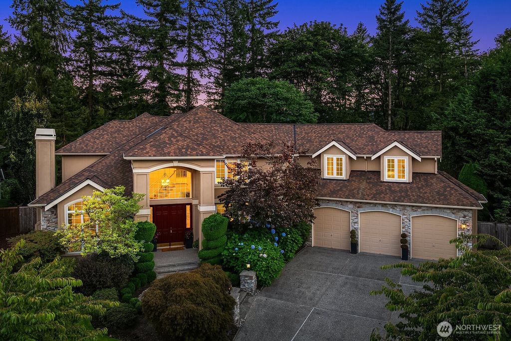 Photo of 27131 SE 25th Place, Sammamish, WA 98075 (MLS # 2434824)