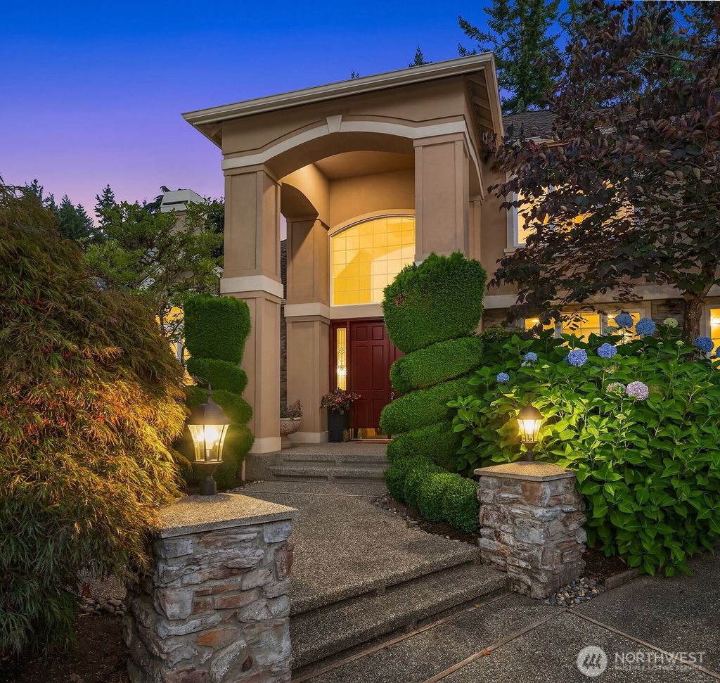 Photo of 27131 SE 25th Place, Sammamish, WA 98075 (MLS # 2434824)