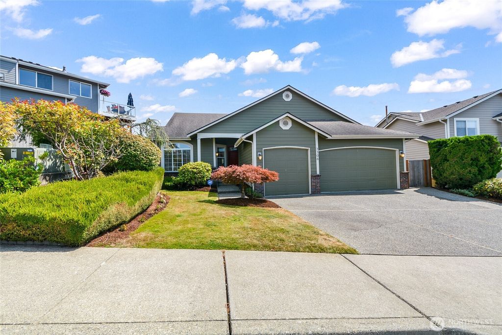 Photo of 7706 72nd Street NE, Marysville, WA 98270 (MLS # 2415337)
