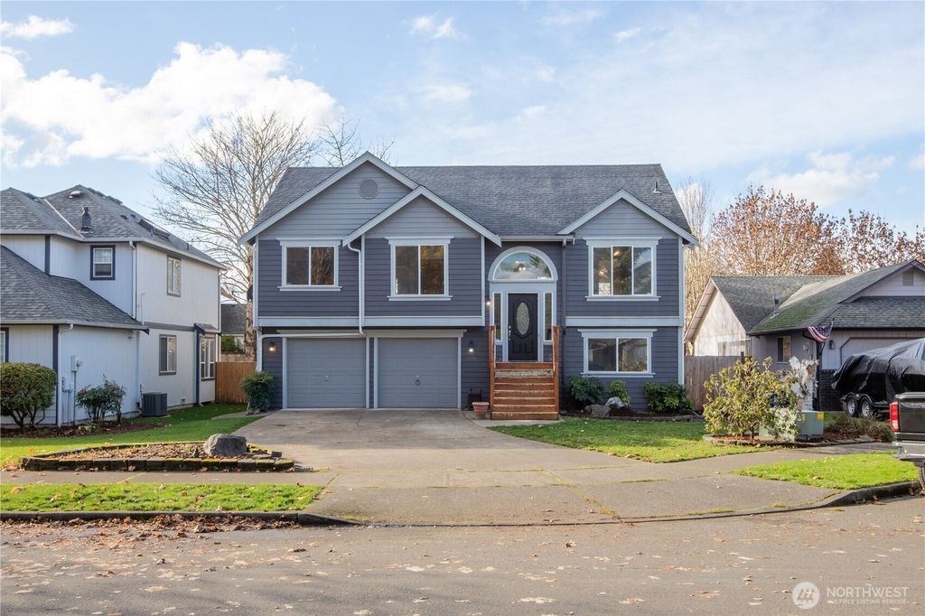 Photo of 5607 Vincent Court SE, Lacey, WA 98513 (MLS # 2458681)