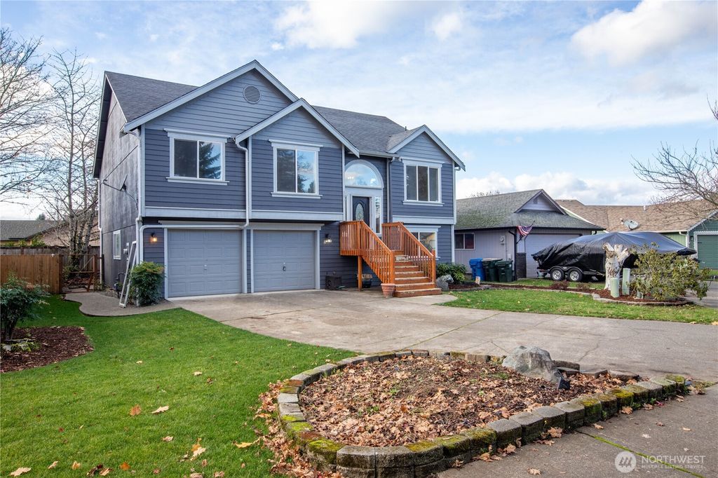 Photo of 5607 Vincent Court SE, Lacey, WA 98513 (MLS # 2458681)