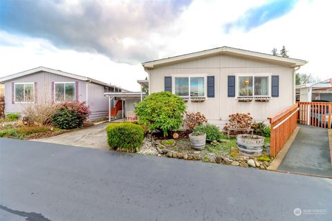 10518 60th Street Ct E, Puyallup, WA 98372 - MLS#: 2327441