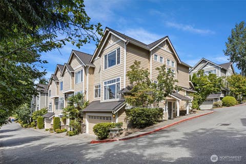 Photo of 11899 SE 4th Place #603, Bellevue, WA 98005 (MLS # 2557048)