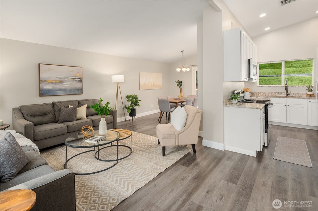 Photo of 14114 SE Allen Road, Bellevue, WA 98006 (MLS # 2431373)