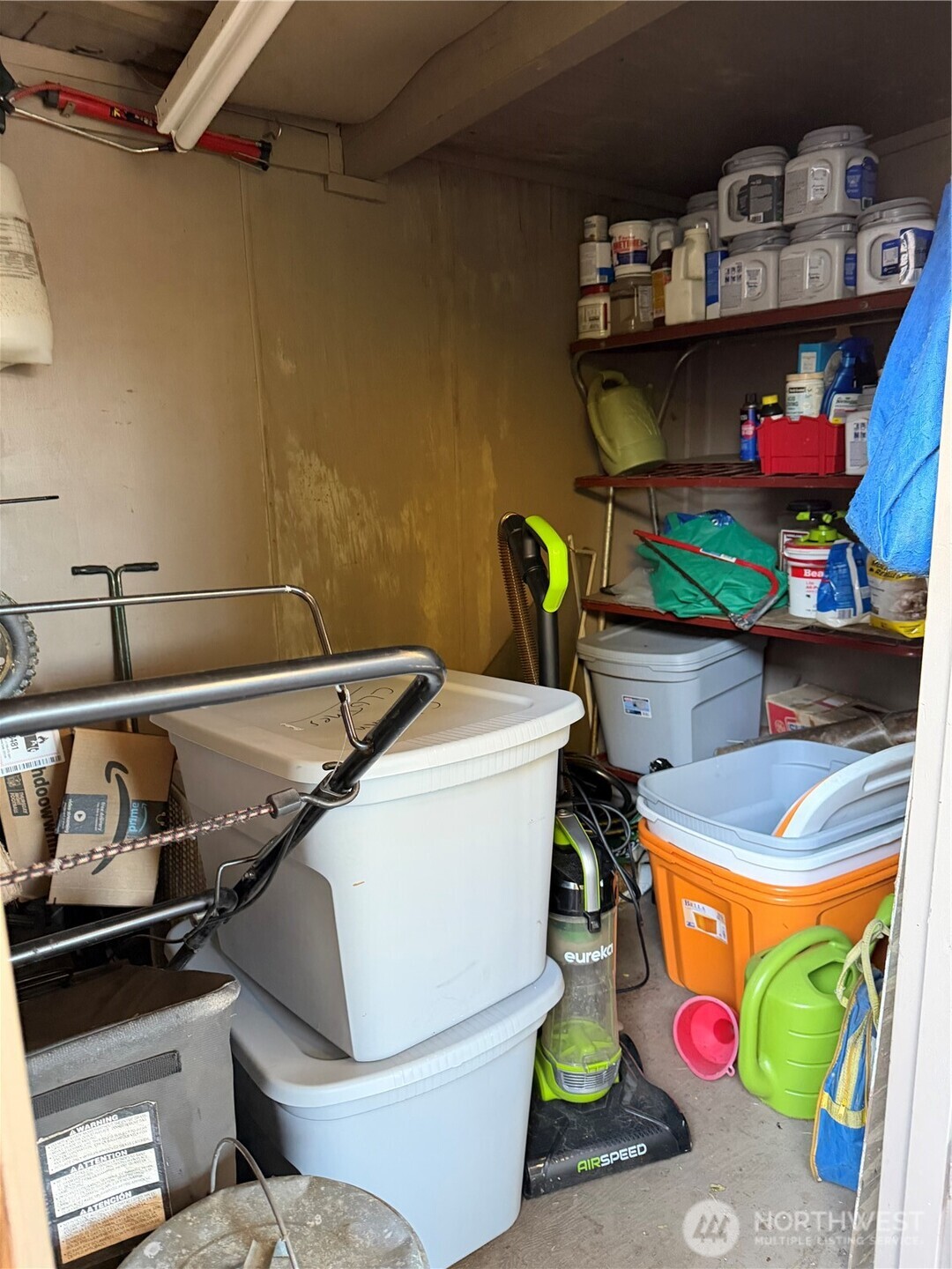 930 Trosper Road SW 3