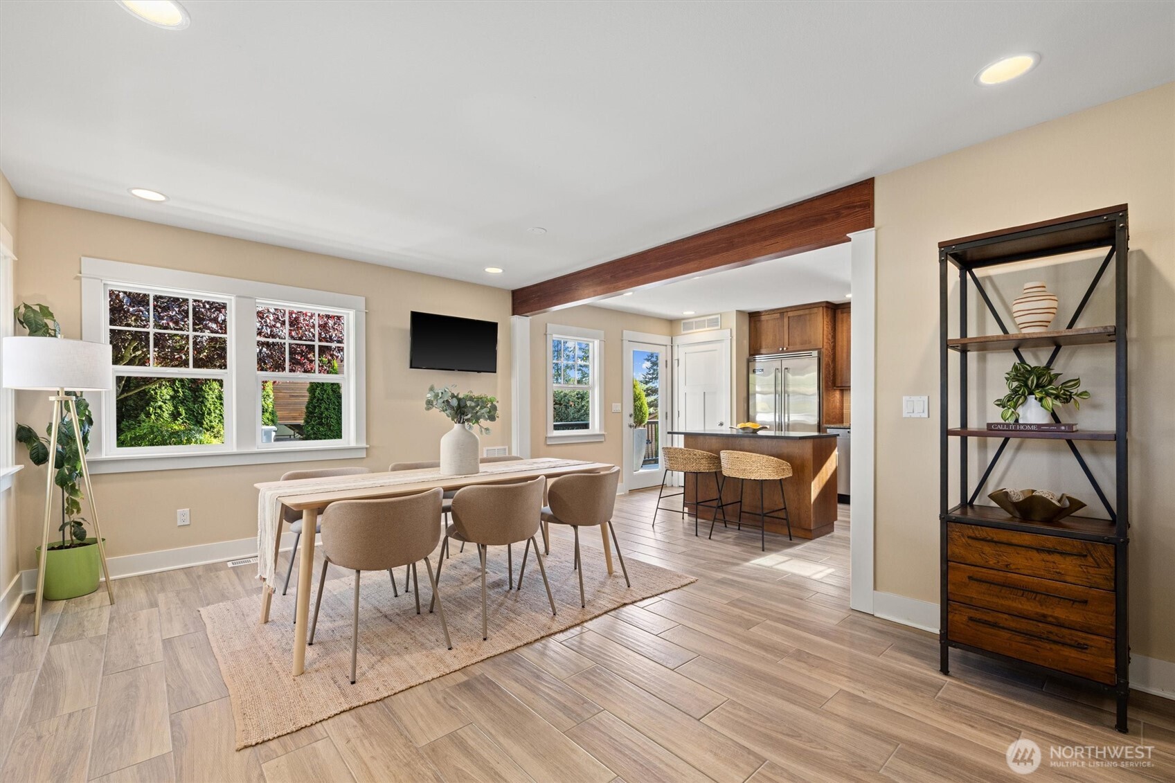 817 6th Street