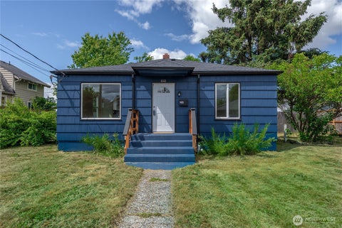 Photo of 1425 S 52nd Street, Tacoma, WA 98408 (MLS # 2582133)