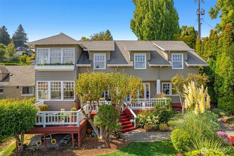 Photo of 903 Lakeside Avenue S, Seattle, WA 98144 (MLS # 2452447)