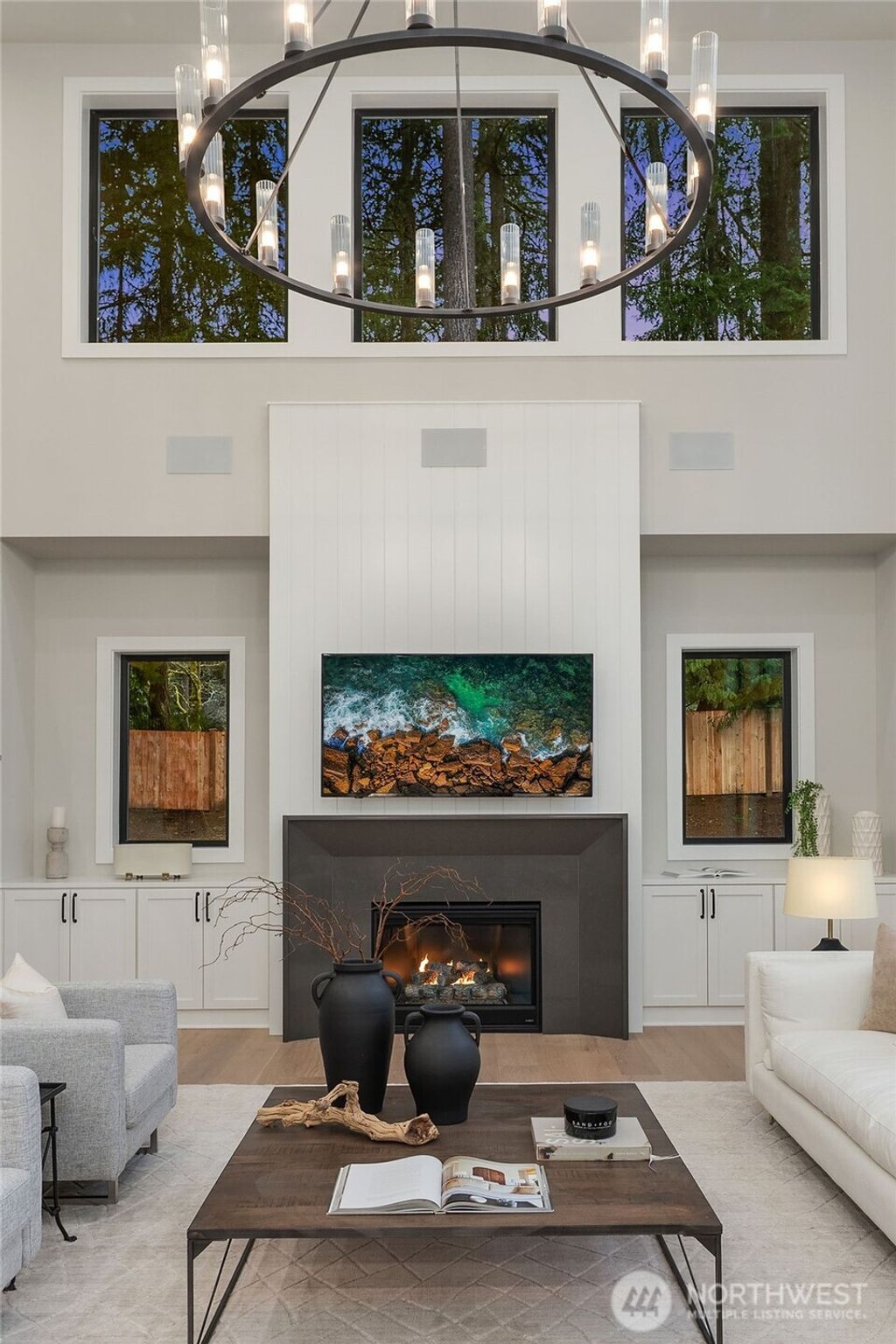 Photo of 13216 NE 54th Place, Bellevue, WA 98005 (MLS # 2351382)