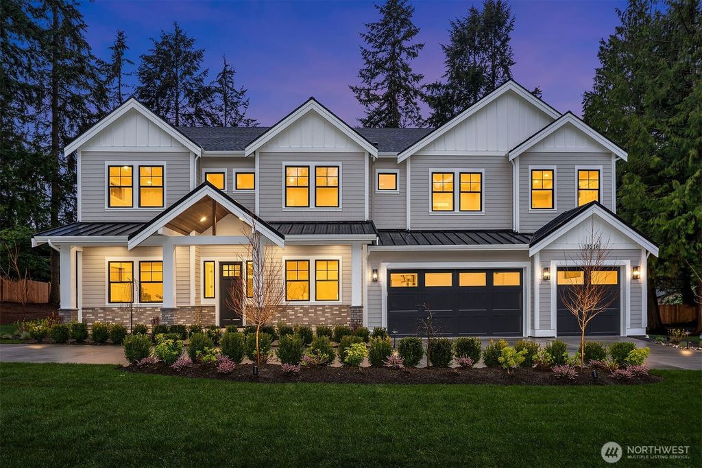 Photo of 13216 NE 54th Place, Bellevue, WA 98005 (MLS # 2351382)