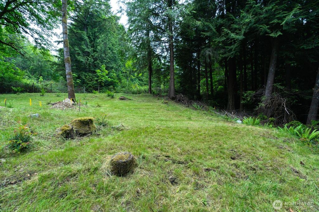 Photo of 1 Sand Dollar Road, Bremerton, WA 98312 (MLS # 2509131)