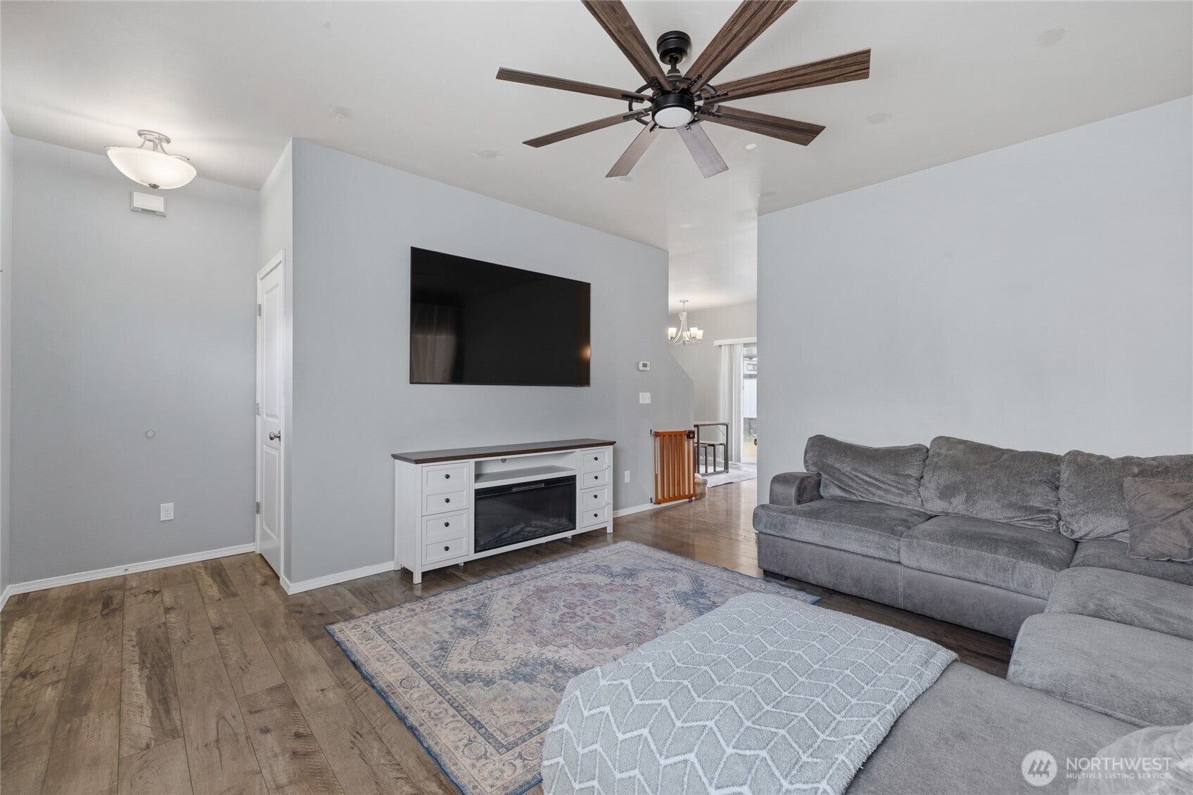 106 Carver Walk SE