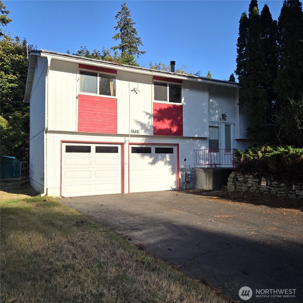 Photo of 3710 Apollo Street SE, Lacey, WA 98503 (MLS # 2583155)