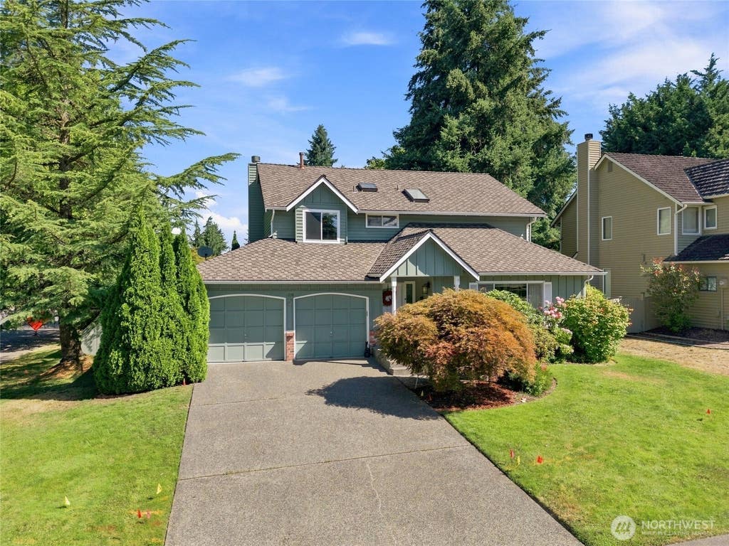Photo of 1228 SW 330th Place, Federal Way, WA 98023 (MLS # 2559332)