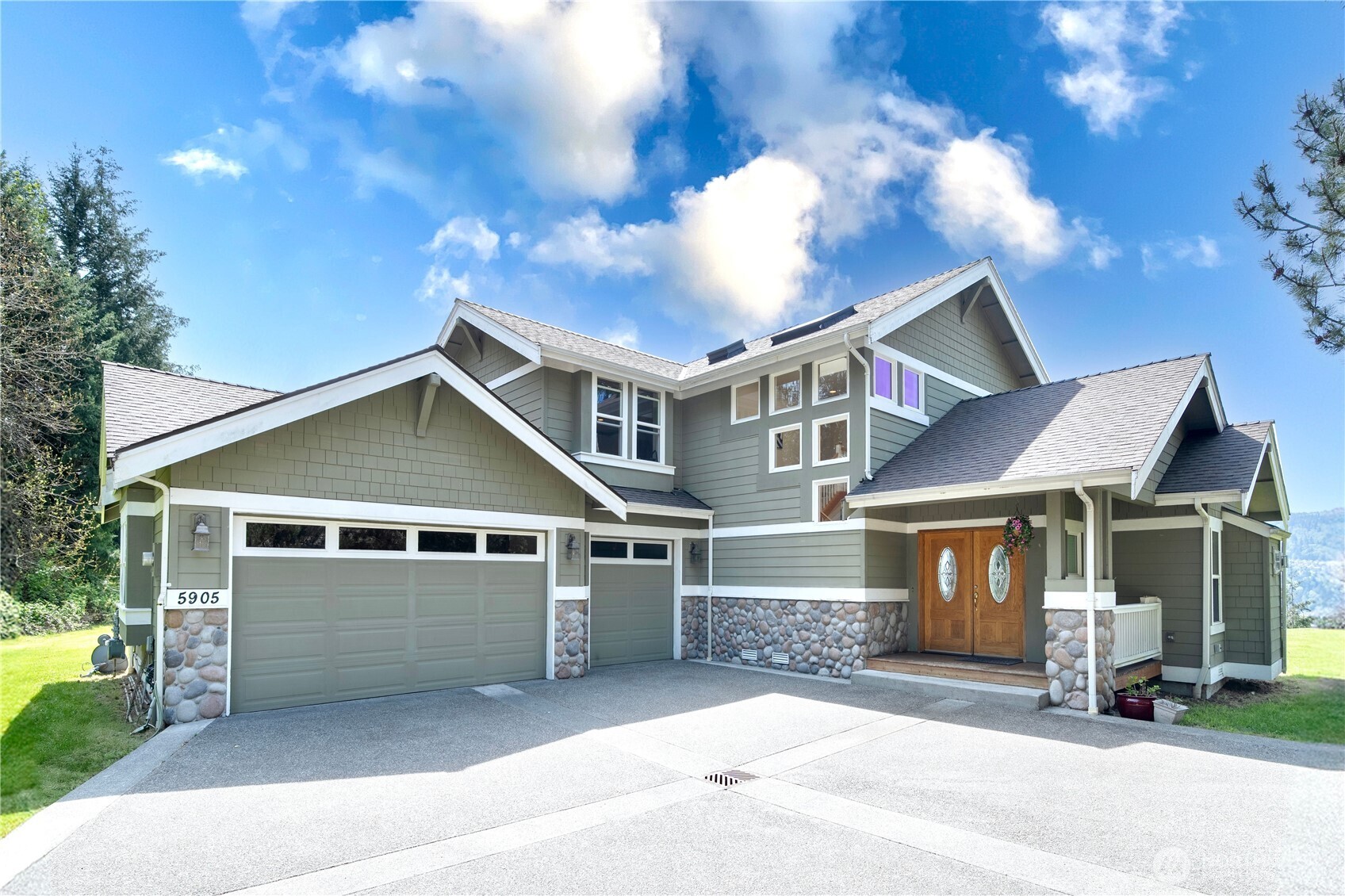 5905 229th Ave SE