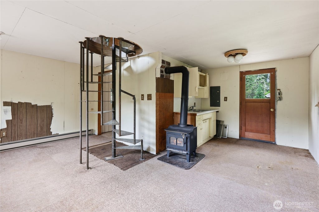Photo of 220 Shady Glen Lane, Easton, WA 98925 (MLS # 2548264)