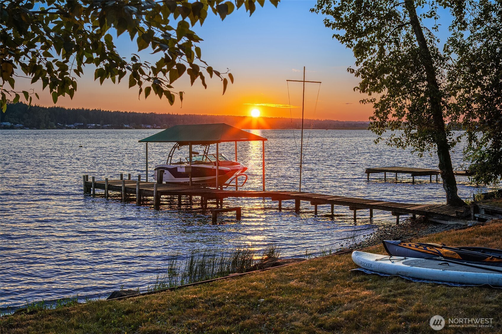 23 E Lake Sammamish Parkway NE