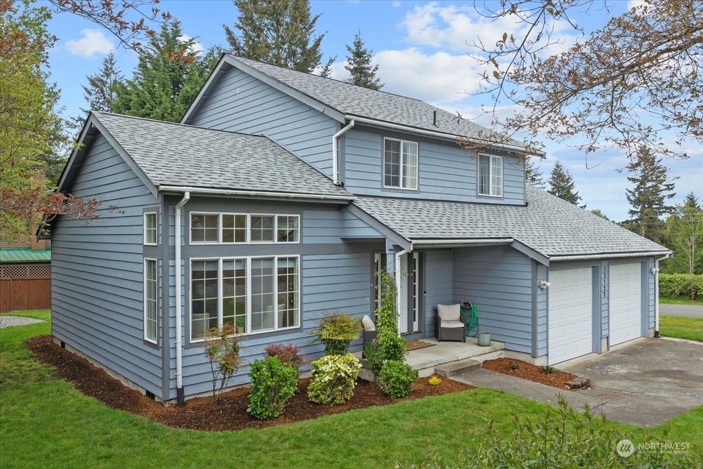 Photo of 10122 SE 268th Street, Kent, WA 98030 (MLS # 2233441)