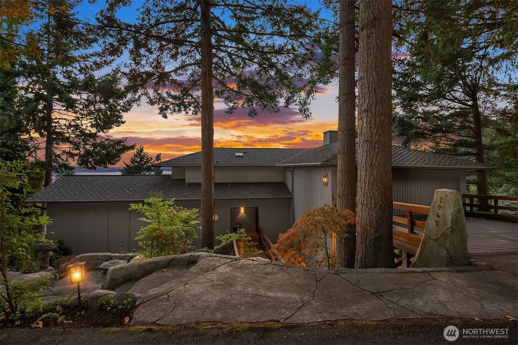 Photo of 1969 SW Hillcrest Road, Burien, WA 98166 (MLS # 2443180)
