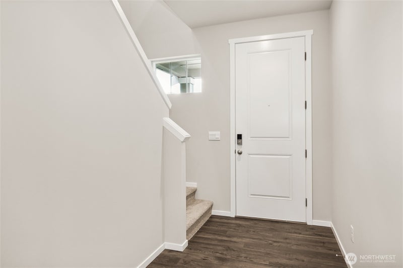 4015 Hyde Loop NE 119