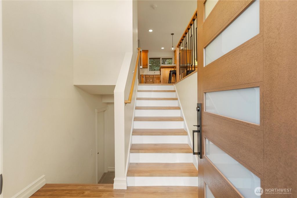 Photo of 11306 25th Avenue SW, Seattle, WA 98146 (MLS # 2479758)