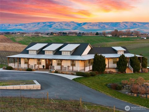 Photo of 94 Narcissa Place, Walla Walla, WA 99362 (MLS # 2494001)