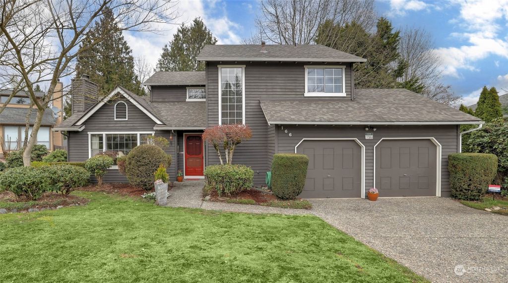 Photo of 166 Vashon Place NE, Renton, WA 98059 (MLS # 2215084)