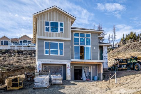 2003 Westhaven, Wenatchee, WA 98801 - MLS#: 2342657