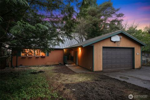 2615 Huron Street Bellingham WA 98226