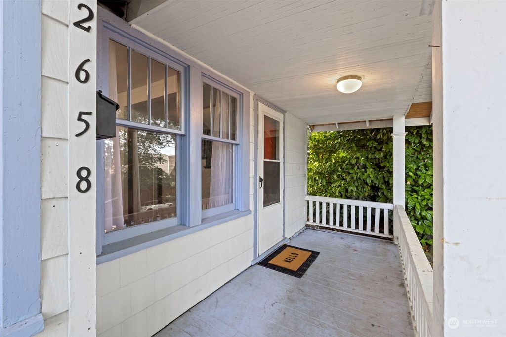 Photo of 2658 10th Avenue W, Seattle, WA 98119 (MLS # 2262176)