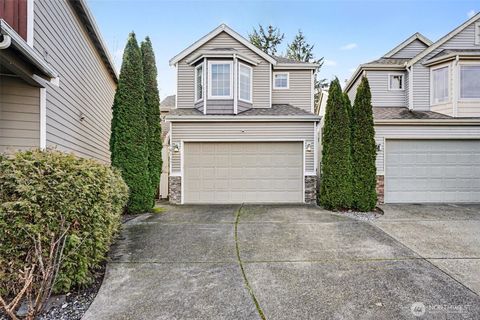 Photo of 16102 77th Avenue E, Puyallup, WA 98375 (MLS # 2484822)