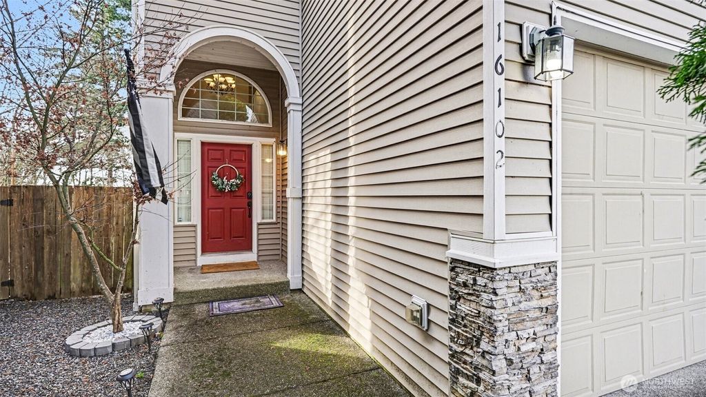 Photo of 16102 77th Avenue E, Puyallup, WA 98375 (MLS # 2484822)