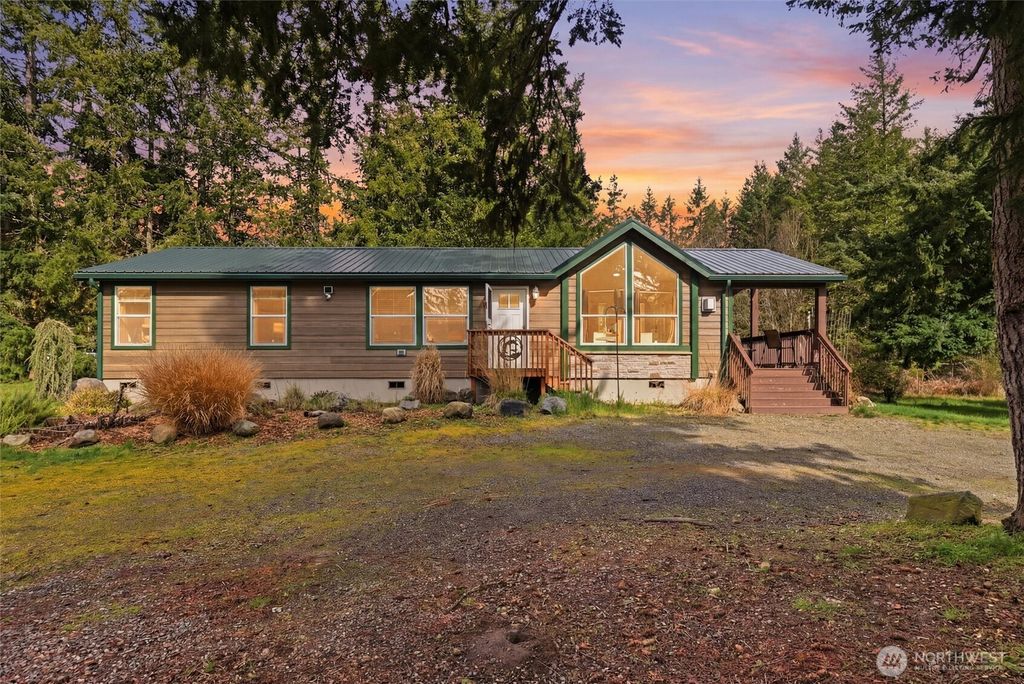 Photo of 470 Sunshine Drive, Sequim, WA 98382 (MLS # 2495031)