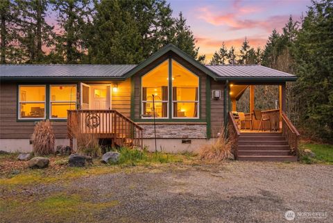 Photo of 470 Sunshine Drive, Sequim, WA 98382 (MLS # 2495031)