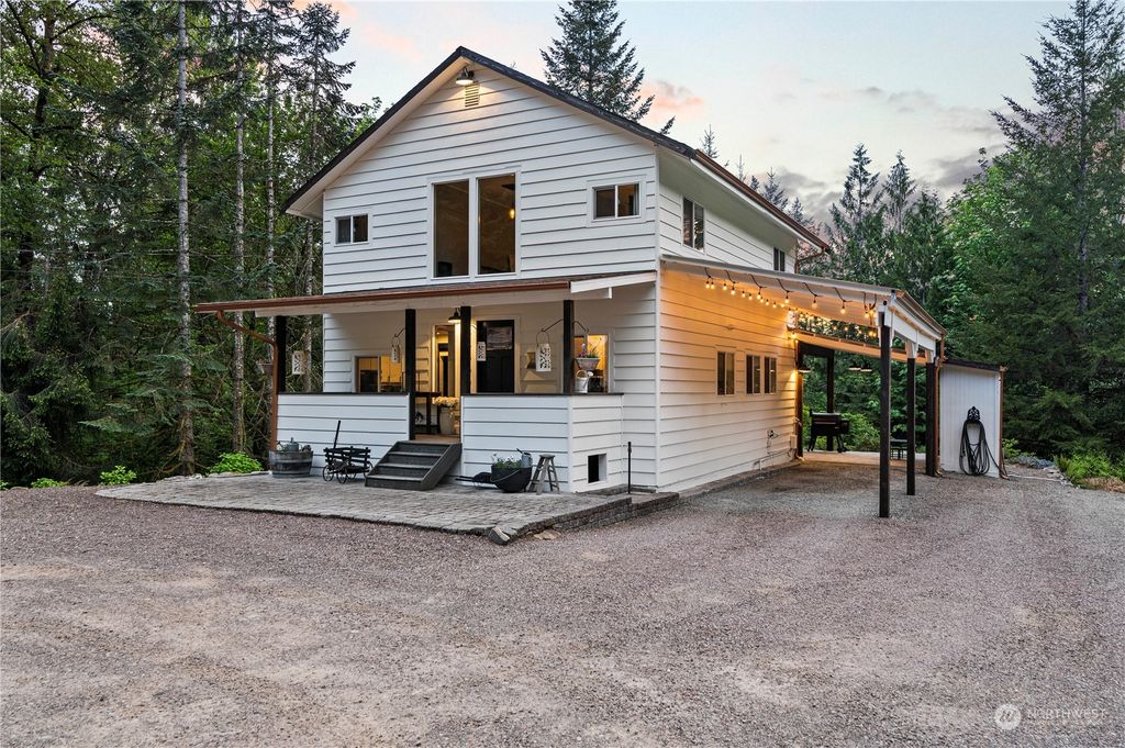 Photo of 31410 NE 176th Place, Duvall, WA 98019 (MLS # 2234140)