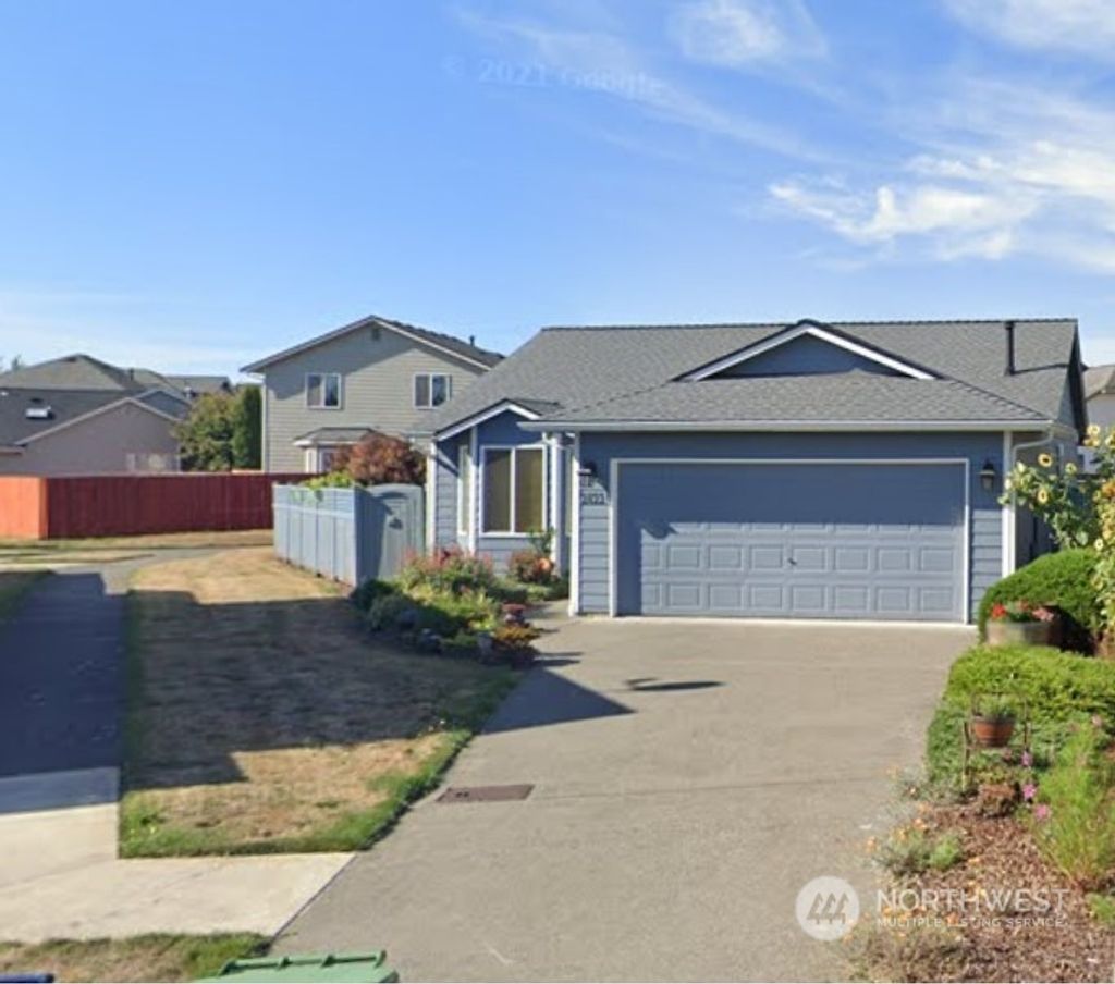 Photo of 2822 178th Place NE, Marysville, WA 98271 (MLS # 2237504)