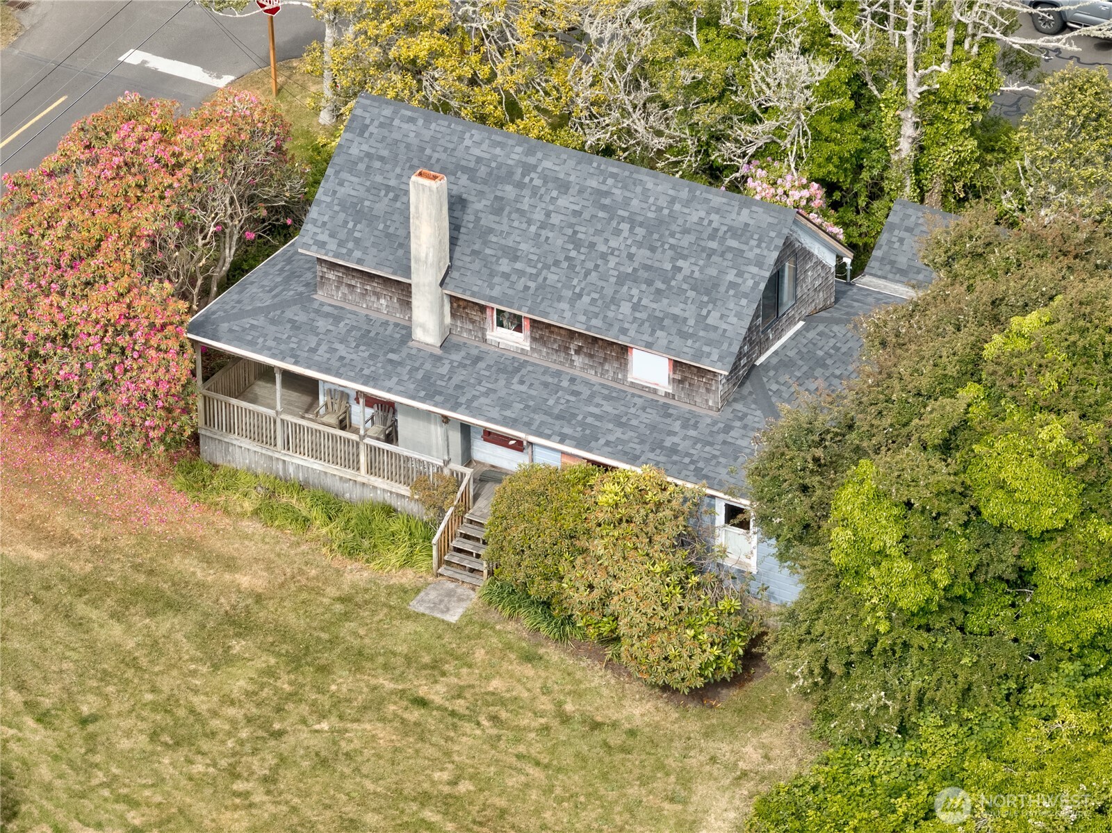209 3rd Street SE