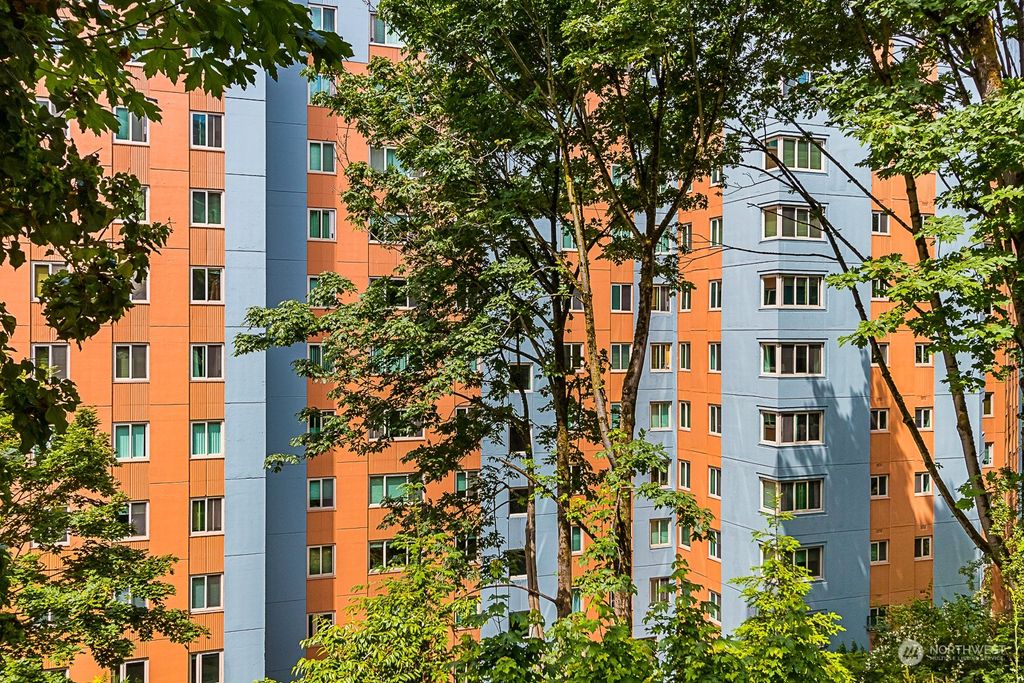 Photo of 1400 Hubbell Place #913, Seattle, WA 98101 (MLS # 2126692)